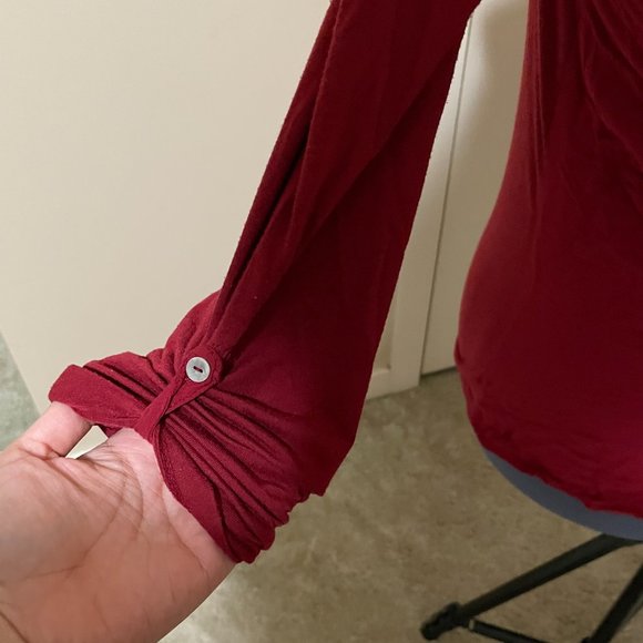 Red long sleeve Shirt - Picture 3 of 5